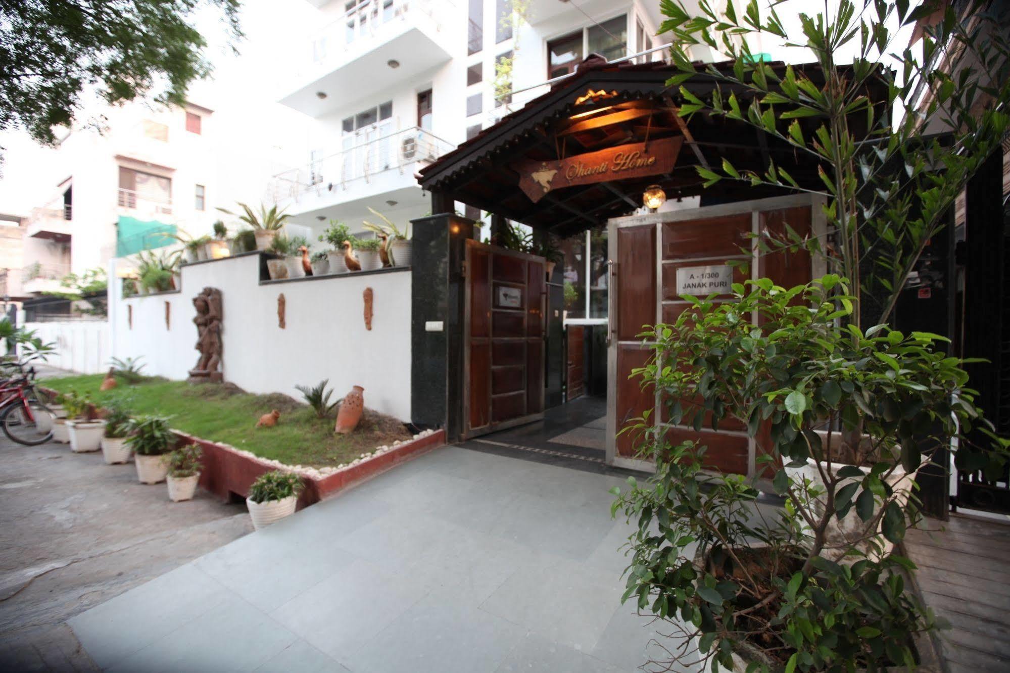 Shanti Home Delhi  Buitenkant foto